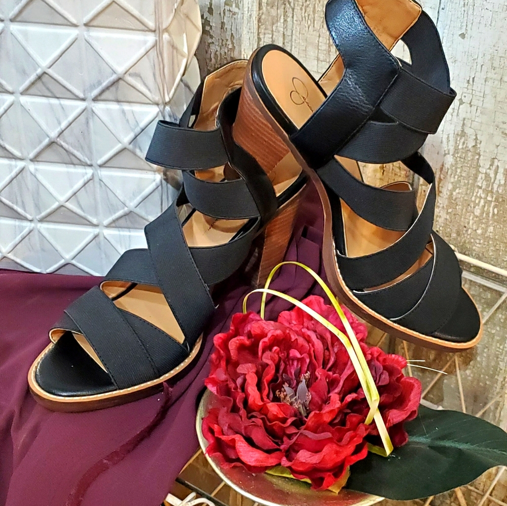 Jessica Simpson Jestelle Black Stacked Heels